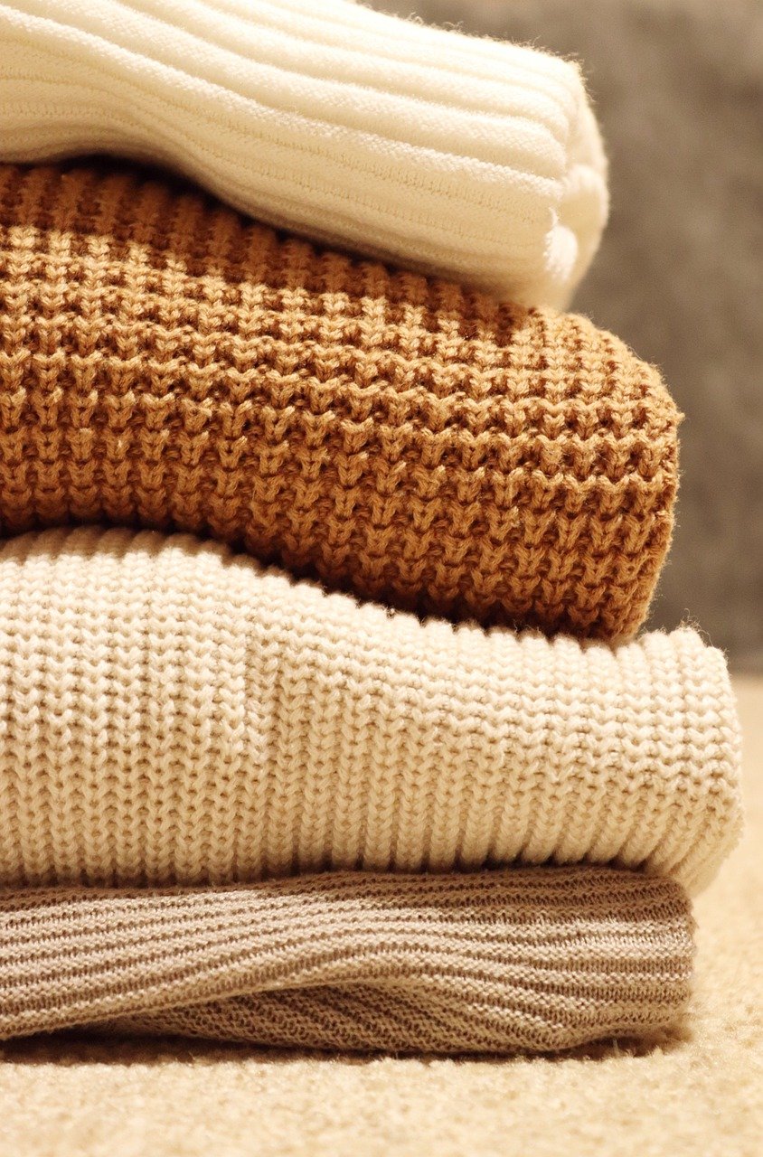 pullover-clothing-knitting-6915470